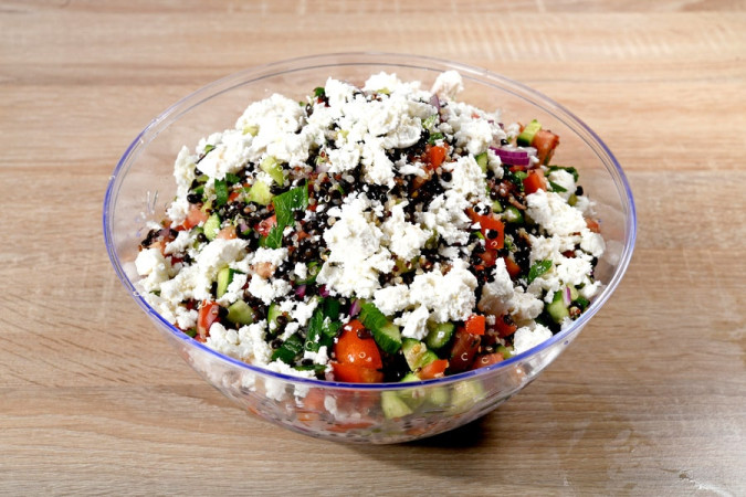 Салат Шук: Свежие овощи и корнеплоды