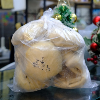 Frozen samsa with beef