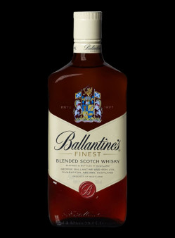 Ballantine's Scotch Whisky: Smooth & Balanced Taste