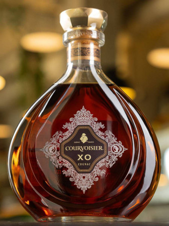 Courvoisier X.O Cognac: Premium Luxury Brandy