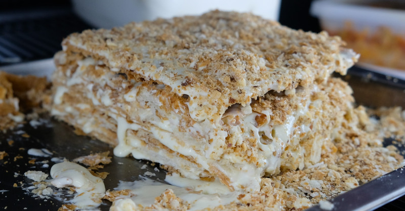 Napoleon Cake : Gâteau Français Premium à Déguster